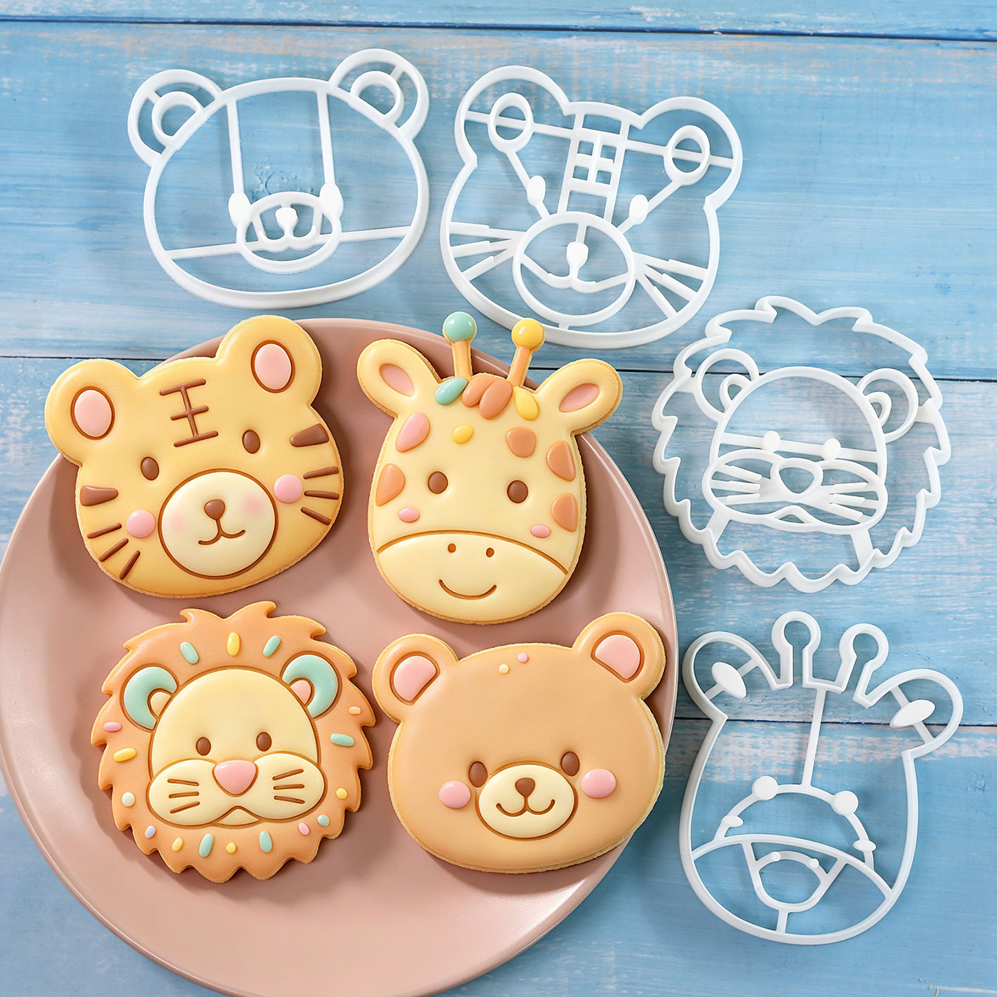 Kitchen Baking Kit - 4個入り動物型クッキーカッターセット 3Dキュートなライオン、トラ、キリン、クマのベーキングツール 製菓用具 ケーキ、パイ、カップケーキ用 家庭用キッチン用品