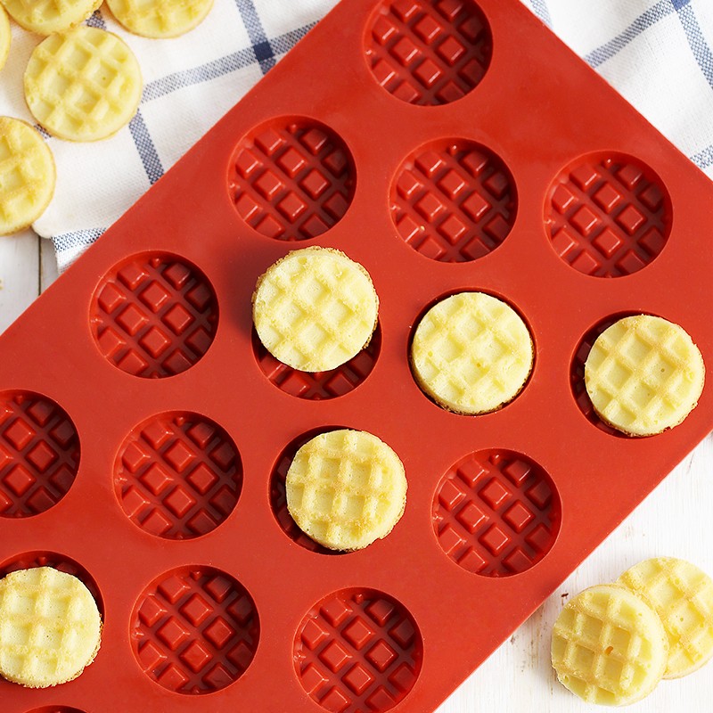 食品グレードのシリコーンワッフル型 DIY ケーキ型 ノンス - Kitchen Baking Kit のレビューと価格