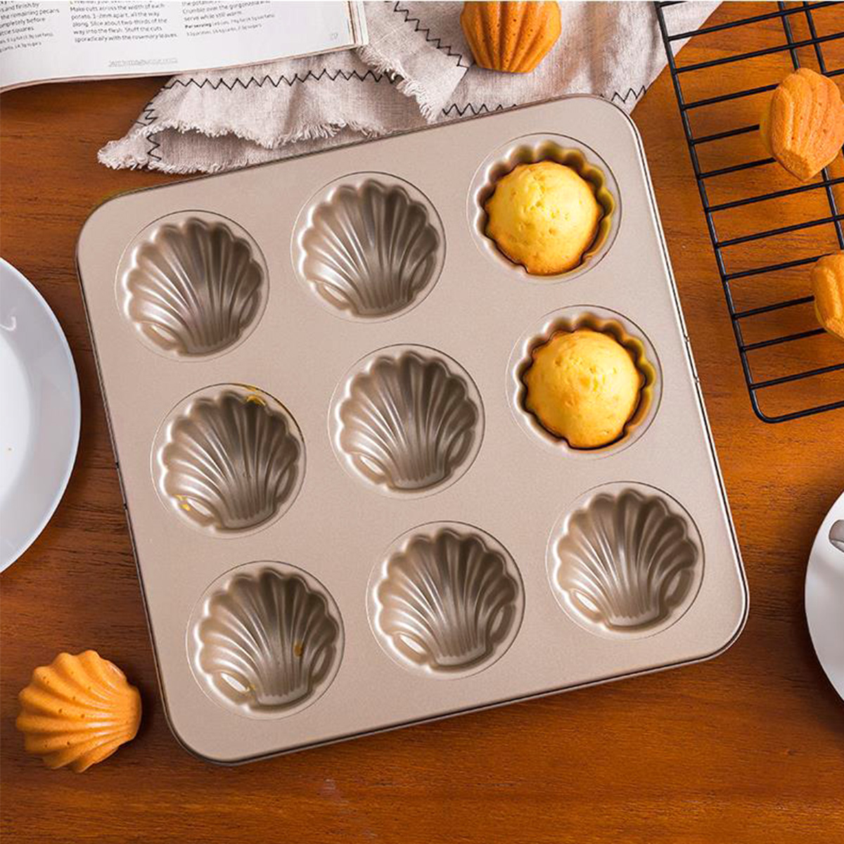 マドレーヌ型シェル型ベーキングモールド、炭素鋼、チョコレート - Kitchen Baking Ware のレビューと価格
